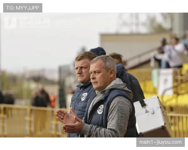 莫拉阵容磨合遭遇伤病困扰 三镇新帅战术体系尚需时间